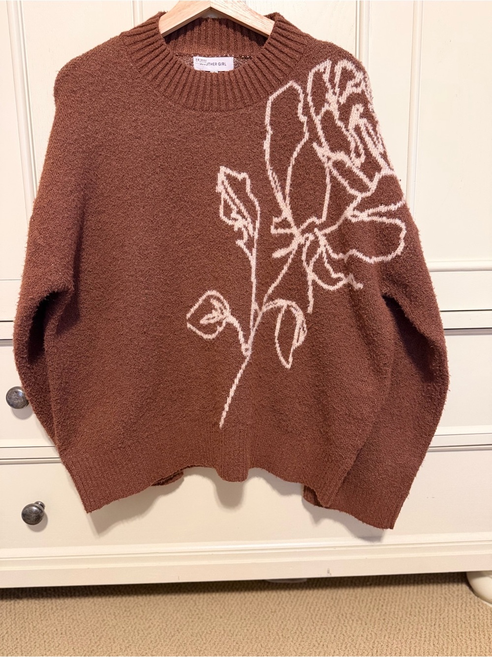 Textured Brown Crewneck Sweater with Cream Floral Intarsia